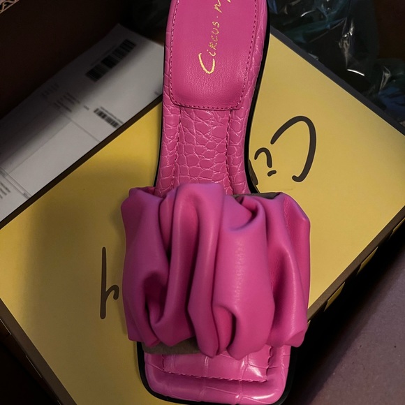 *BRAND NEW* Circus By Sam Edelman Heel Sandals - Picture 6 of 7